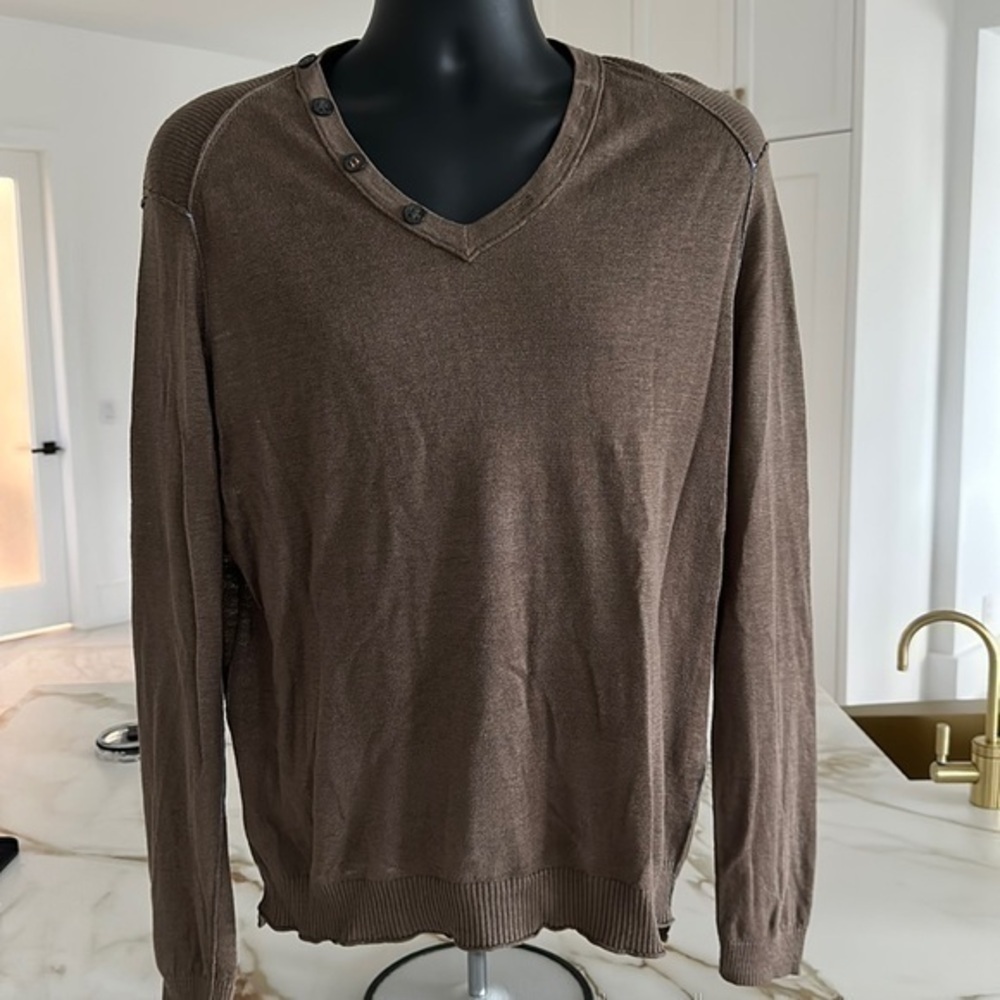 Hugo Boss V-Neck sweater M